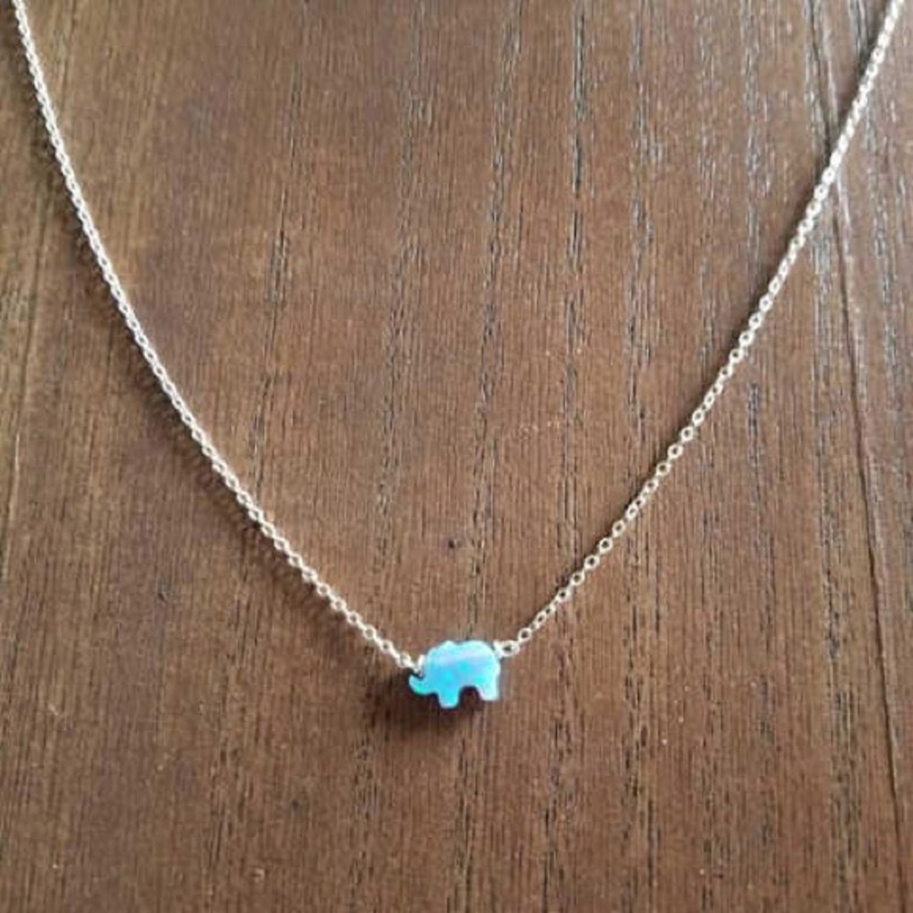 🆕 Opal elephant necklace on silver chain!
